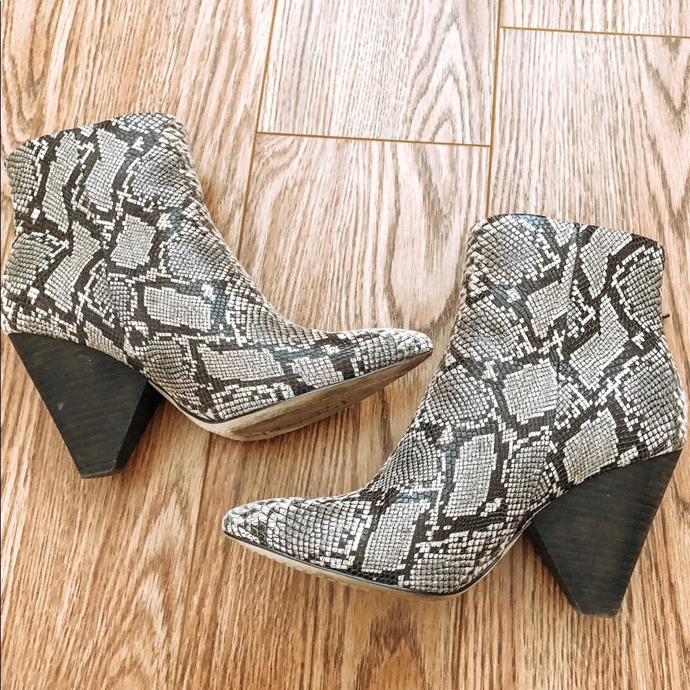 Splendid Snakeskin Boots Size 8